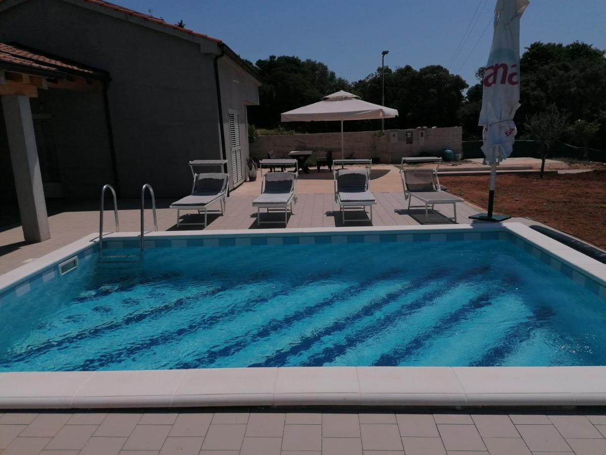 Villa House With Pool Mali Lošinj Exterior foto